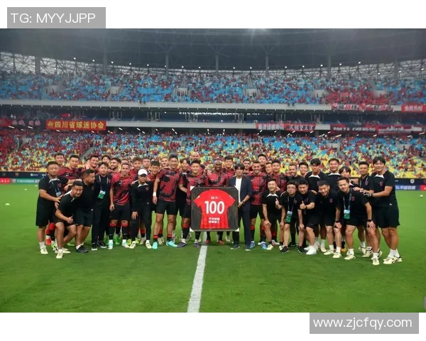 足球明星热情祝贺球队胜利分享激情与荣耀的感人瞬间